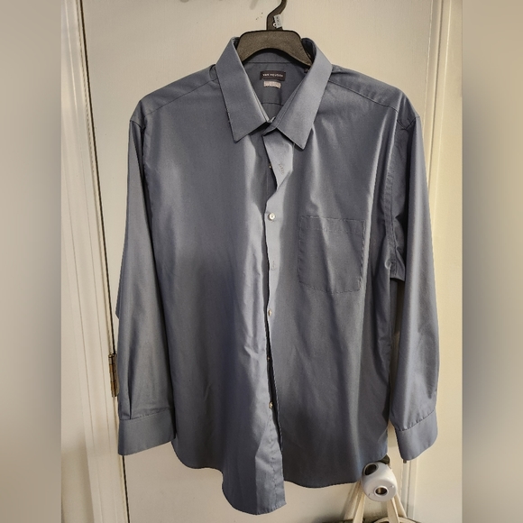 Charcoal Van Heusen Dress Shirt - Picture 1 of 2